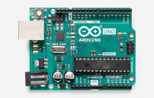 Image of original Arduino Uno Image of original Arduino Uno